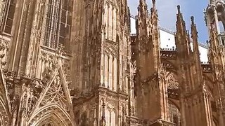 Mala-fairy tale ang ganda ng mga lugar sa Germany. Napakamagical ng mga kastilyo, simbahan.atbp