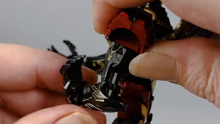 The main feature is a mix and match of 16.8 yuan for the happy shadow gun, simple play and sharing