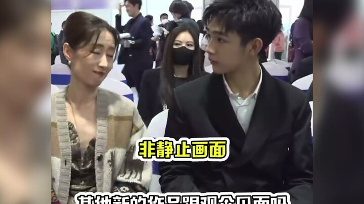 Anh trai tôi sợ thật! Tôi sẽ không nói cho anh biết nó giống ai đâu, hahaha! Nó trông giống hệt anh,