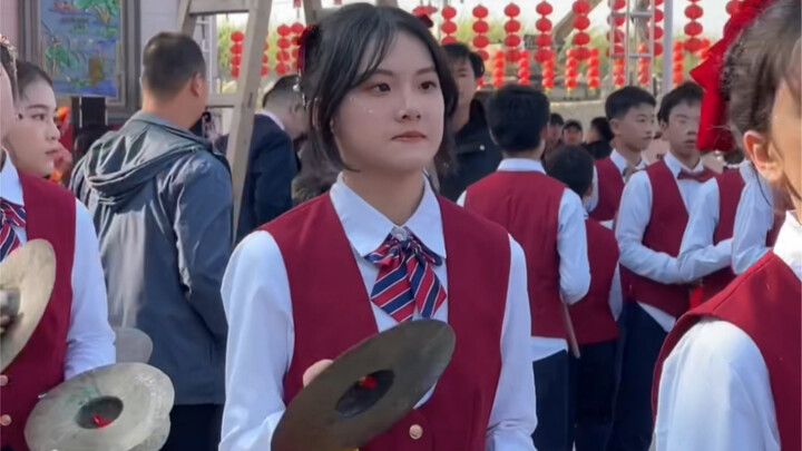 Tongyu Fengqi Chen's little gong girl, so cute! #ChaoshanGirl#Healing#CuteBeauty