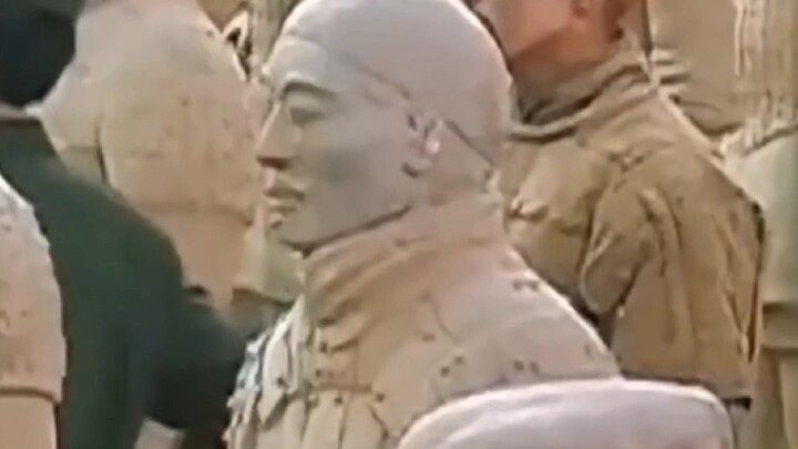 This is true—once a German guy disguised himself as a Terracotta Warrior... and almost fooled everyo