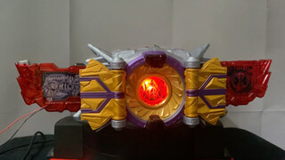 Kamen Rider 01 dx Gaiden Black Senki Triceratops Key ภายนอก