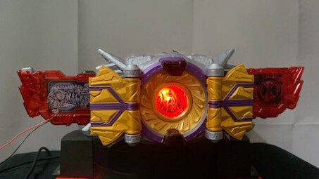 Kamen Rider 01 DX Gaiden Black Thousand Triceratops Key External