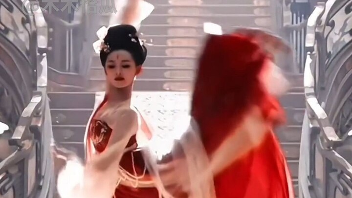 Dance in historical dramas is really getting competitive now!