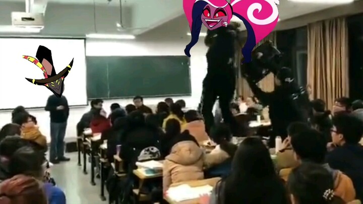 يا معلم... أنا... أنا... أنا بلا أي احترام!!!