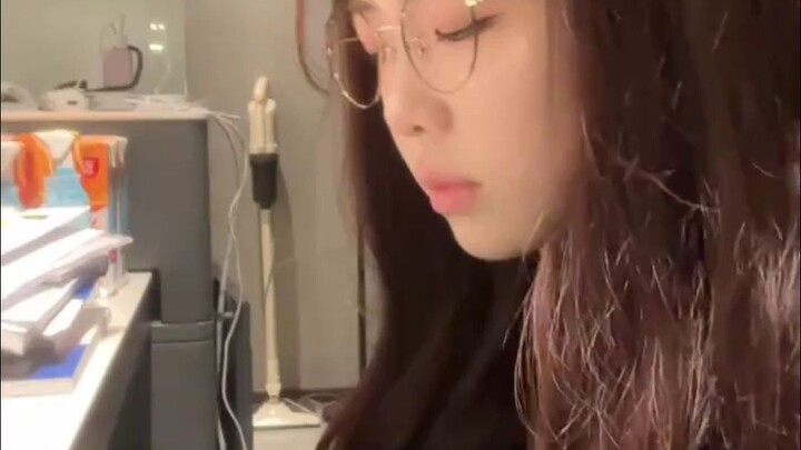 我是有概念了，但她…
