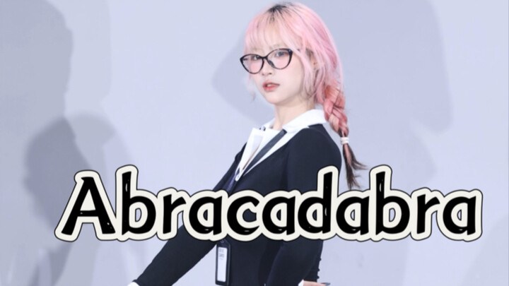 Come and say abracadabra with mentor sister!