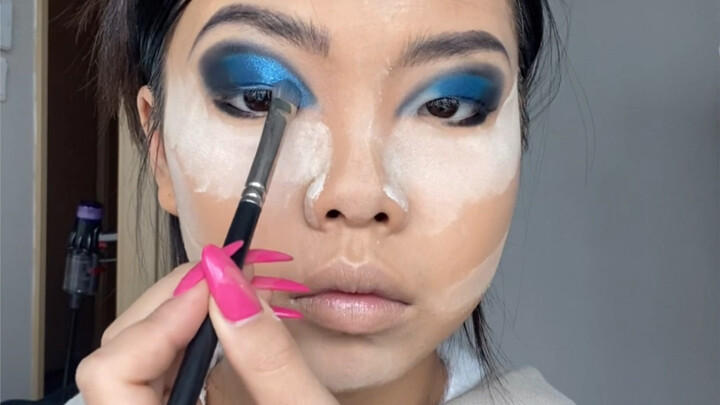 Thật là đến muộn rồi | Quá yêu màu xanh lam