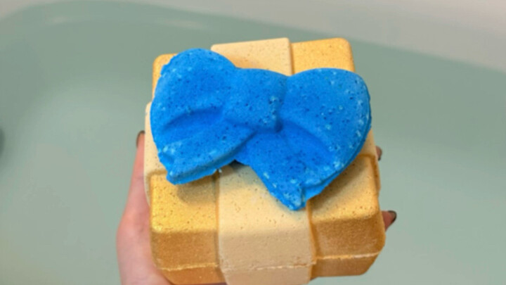 พิธีการอาบน้ำของสาวๆ ที่รักการอาบน้ำบ้าคลั่งขนาดไหนกันนะ?