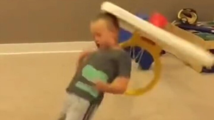 "Nó tạo ra một cánh cửa quay vòng cho cuộc đời của cậu bé..."