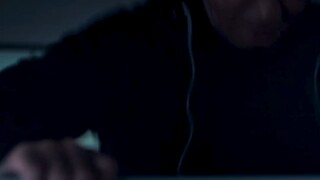 “千万不要去惹一个孩子的父亲，否者你哭都来不及！”