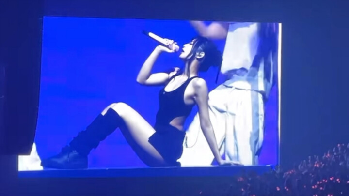 Ngày 2 tại Hồng Kông: Màn biểu diễn “Typa girl” thực sự bùng nổ!