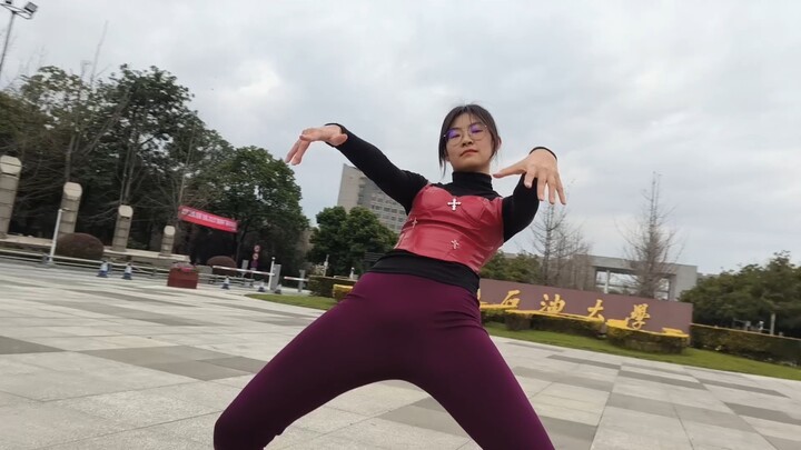 好朋友多多酱多多快乐！战狼高校圣地巡礼来跳了个黑帮摇