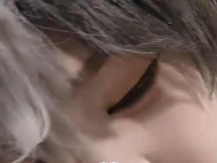 أعترف أن مشاعري تجاهها معقّدة، أريد أن أنجب طفلًا منها.