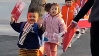 كم كان من الرائع ألا أشعر برهاب التواصل الاجتماعي عندما كنت طفلاً!