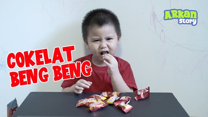 Arkan Makan Cokelat Beng Beng