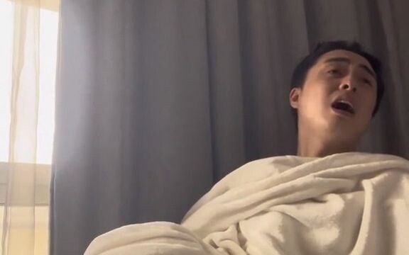 Saya bersiap keluar, reaksi ibu dari Shanghai