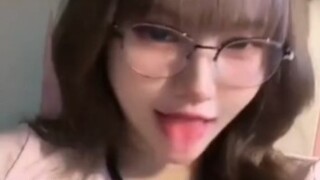S-type เหลือเชื่อ 1.หุ่นดี ไม่ดูเสียเลือด