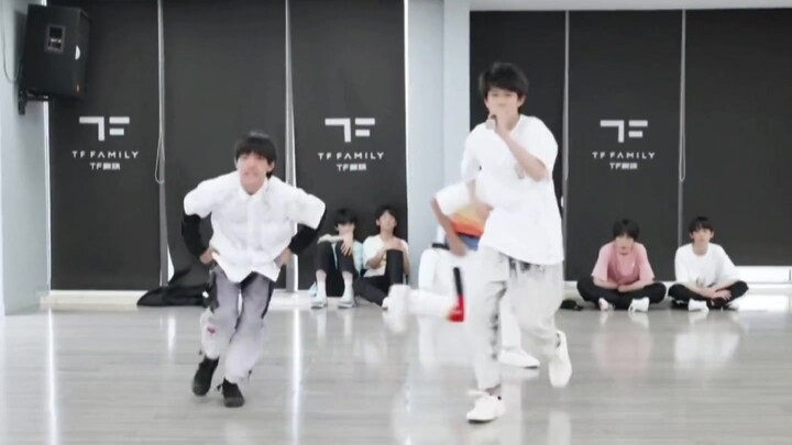 【TF家族】双主唱的优势还不明显？！（没有说别的小孩不好！）张极张泽禹穆祉丞