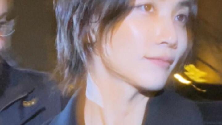 “I told you YSL wouldn’t let him off the hook” | The “Saint Laurent of the Human World” Yin Jinghan