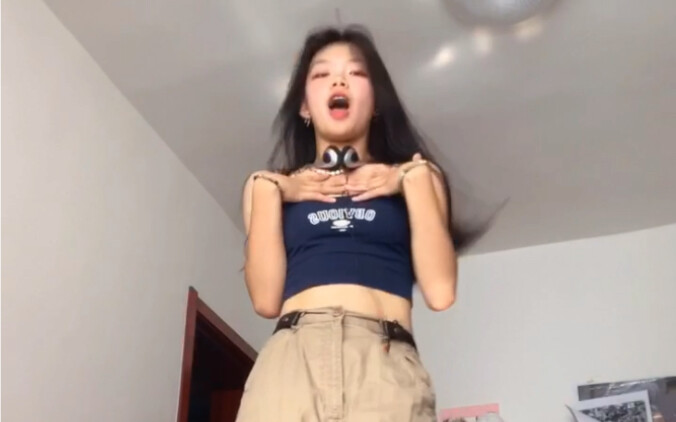 你在哪里里～宁艺卓朴宰范《你在哪里》翻跳