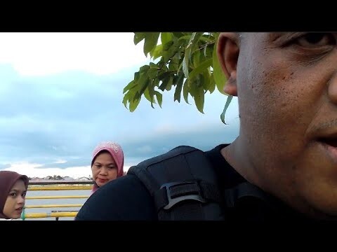 Ngomong sendirian dengan Dora