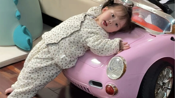 Hôm nay là một chú khỉ lông da