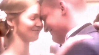 "Cuộc sống vốn phải như thế này. Có anh em và những người thân yêu bên cạnh, đến lượt bạn đấy, bạn ạ