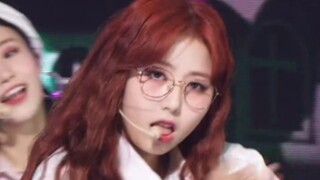 五代女团PURPLE KISS《Nerdy》220807 人气歌谣 打歌舞台