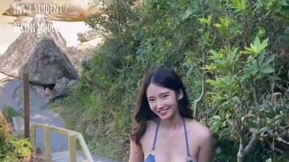 AI girl 🥵😳