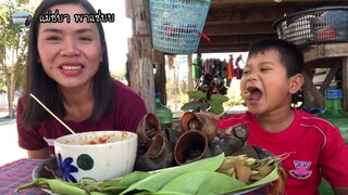 เมื่อน้องอาเธอร์อยากผันตัวเองมาเป็นยูทูบเบอร์สายกิน กินหอยเชอรี่ราดน้ำจิ้มซีฟูดจ้า | แม่ชบา พาแซ่บบ