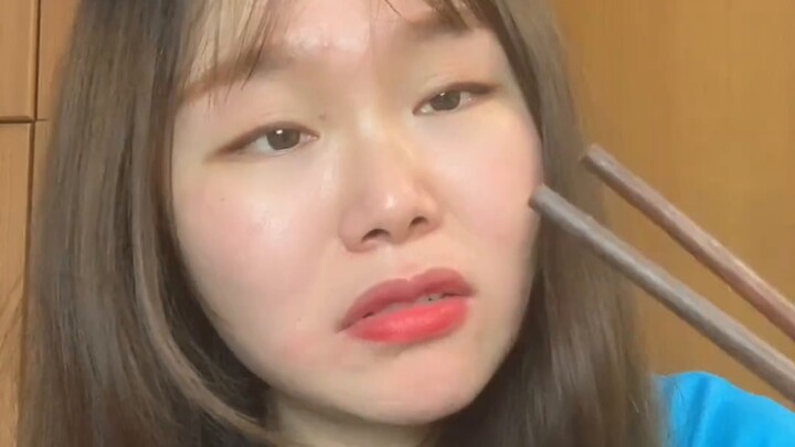 "Semangkuk bihun goreng Xinjiang pasti akan membuat Anda menyantapnya setelah memakannya"