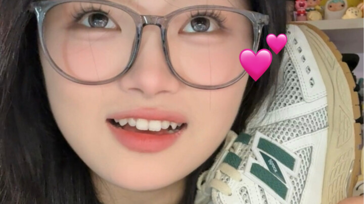 7 pairs of shoes I wear most often every year!! Seriously, they go with *everything*!