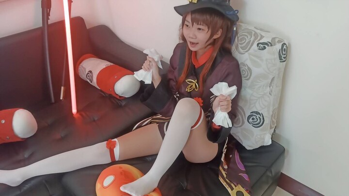 Genshin Impact: Could you take a look? Is the special-edition Hu Tao cosplay cute?