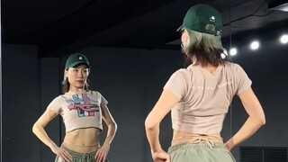 เรียนรู้ทักษะหน้าอกขั้นพื้นฐานใน 4 นาที | การออกกำลังกายเข็มขัดสมบัติ