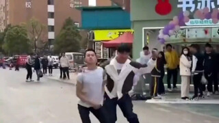 年轻人怎么这么…..烧呢？！