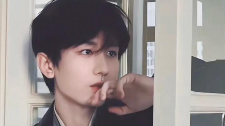 เฉิงอี้เดินเข้ามาดูน่ารักมาก ทุกคนเลยเริ่มวุ่นวายกันหมด ฮ่าๆๆ