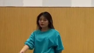 Những thay đổi và kỷ lục của một cô gái bình thường học nhảy trong hai năm