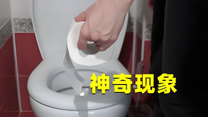 The amazing Marangoni effect: What happens if you pee into boiling water? Will the boiling water act