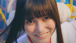 إعلان ياباني خيالي: شحن الهاتف بطريقة الأنمي