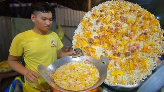 Phát hiện Cơm Cháy Kho quẹt Khổng lồ nhất Miền Tây 75k/cái ở Chợ đêm Cần Thơ