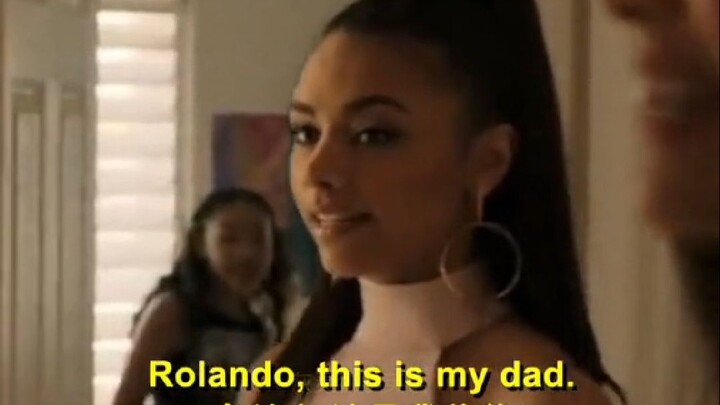 พ่อตาใช้รถเข็นขู่ลูกเขยในอนาคต