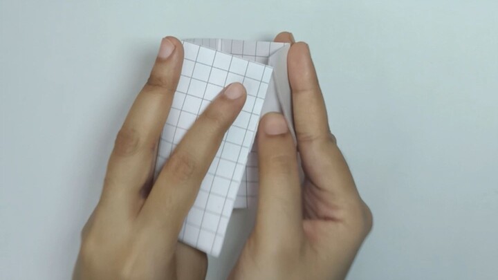 The quiet keeper of daily essentials.