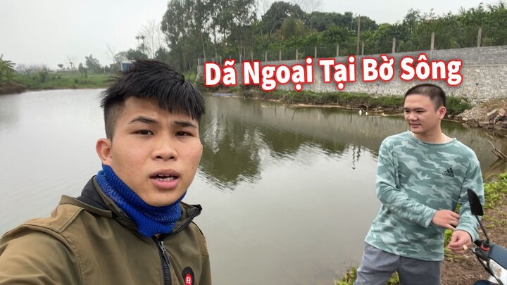 Cuộc Dã Ngoại Tại Bờ Sông Của Chúng Mình