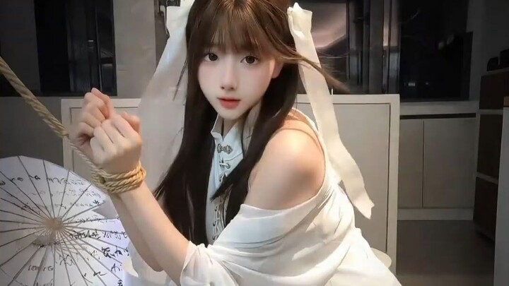 Sư đệ ơi, tha cho sư tỷ đi.