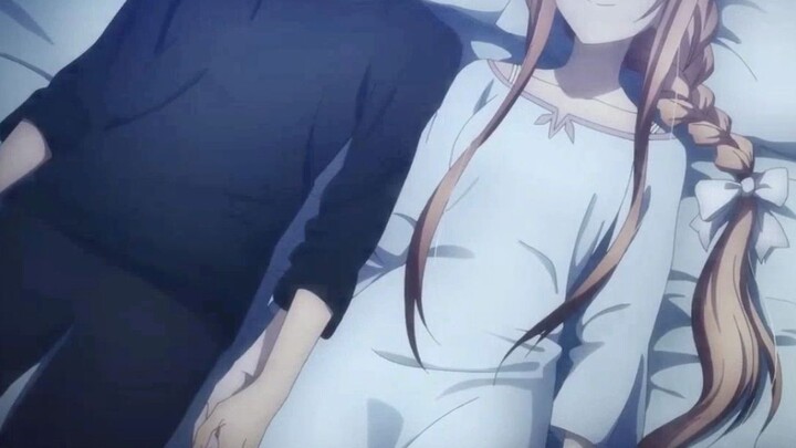 Kirito Asuna holds hands to record the daily hair sugar, it seems that there is something strange mi