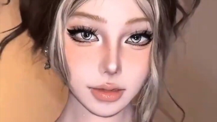 Makeup transition 😍