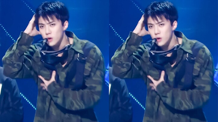 [EXO] Panggung Power dengan semua member mengenakan seragam sangat keren!