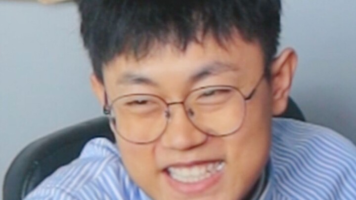 Welcome to “Wei’s Customer Service”! Do you still remember the security question you set back then?