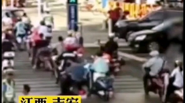 Netizen: Aku ingin memanggilmu yang terkuat!
